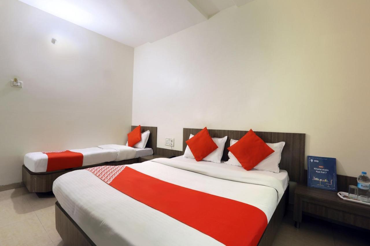 Oyo 4198 Hotel Shri Sai Murli Ширді Екстер'єр фото